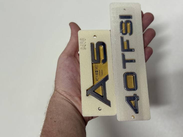 A5 ve 40 TFSI Krom Bagaj Yazısı Seti 2’li Paket 3M 3D ABS