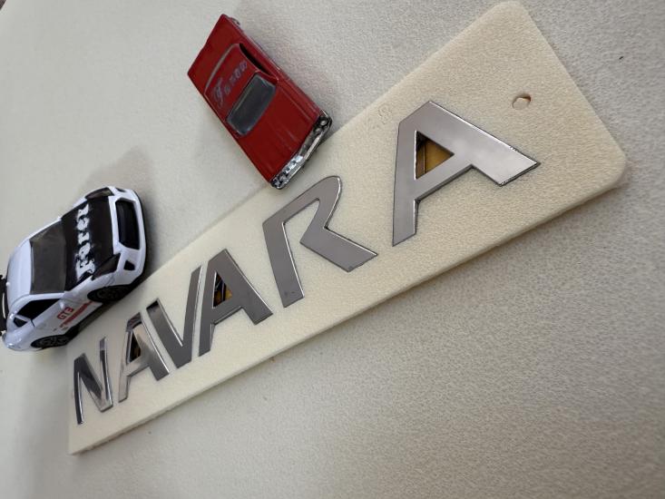 Navara Krom Bagaj Yazısı 3M 3D ABS