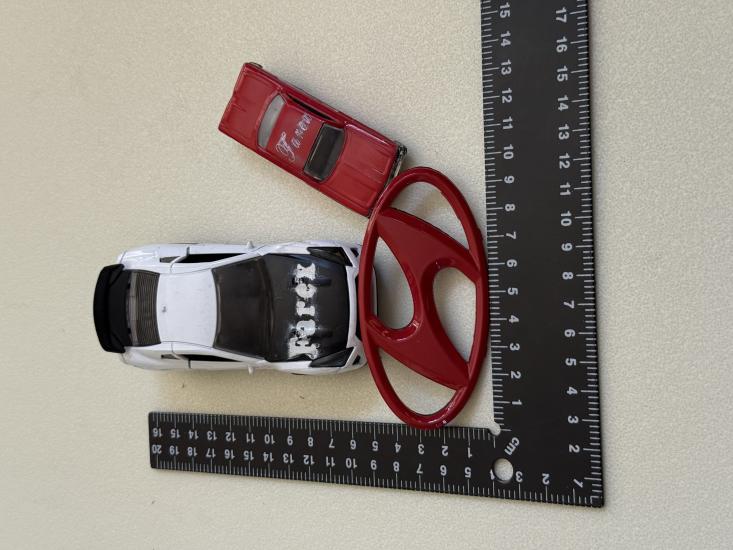 Hyundai Kırmızı Panjur Arması 3M 3D ABS