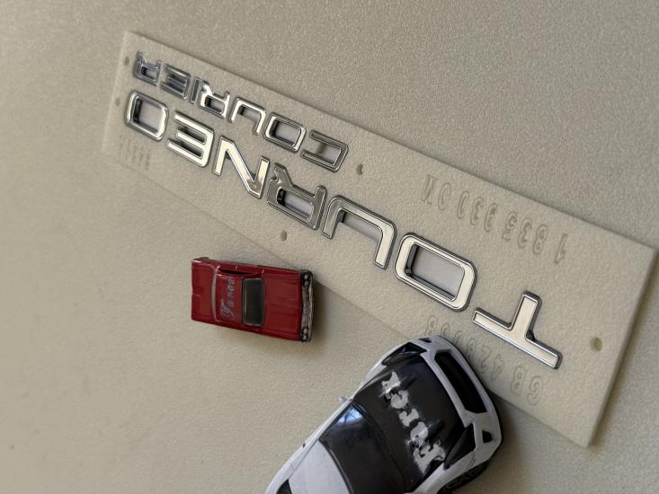 Ford Tourneo Courier Krom Bagaj Yazısı 3M 3D ABS