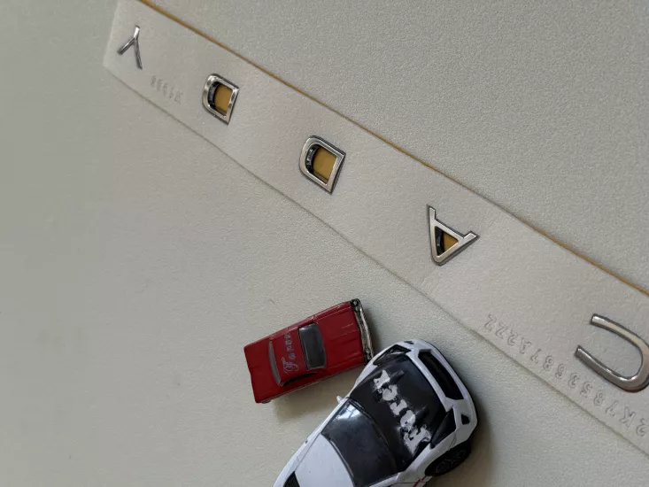 Caddy Yeni Nesil Boşluklu Krom Bagaj Yazısı